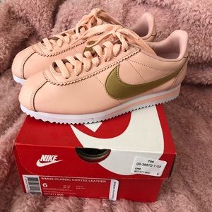 Nike Women’s Leather Cortez